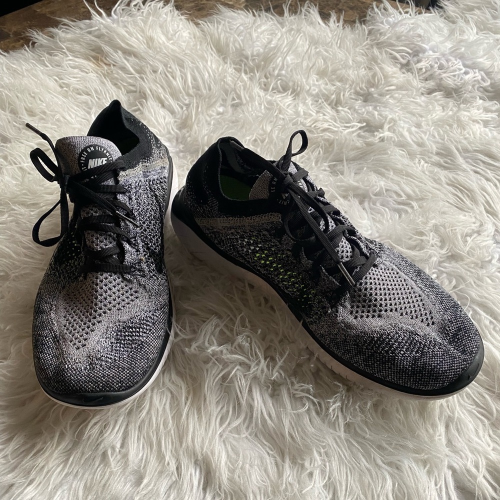 NIKE Running Shoes